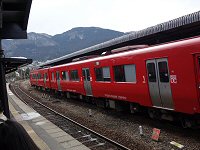 この電車で大分駅から久大本線で1時間で由布院駅。